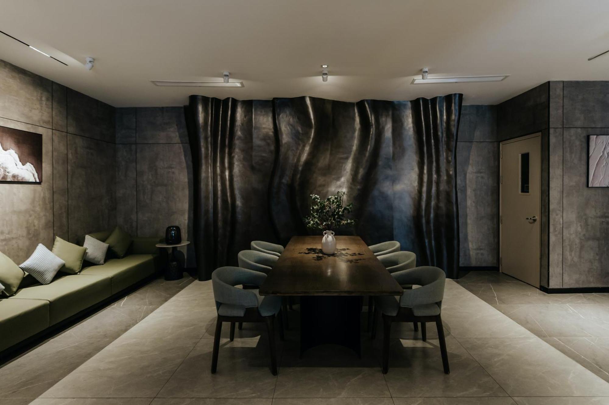 The Concept Hcmc - Center 4*